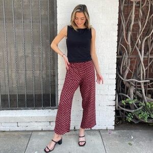 Bohemian Maroon floral print high-waisted wide-leg capri pants sz s / no tag